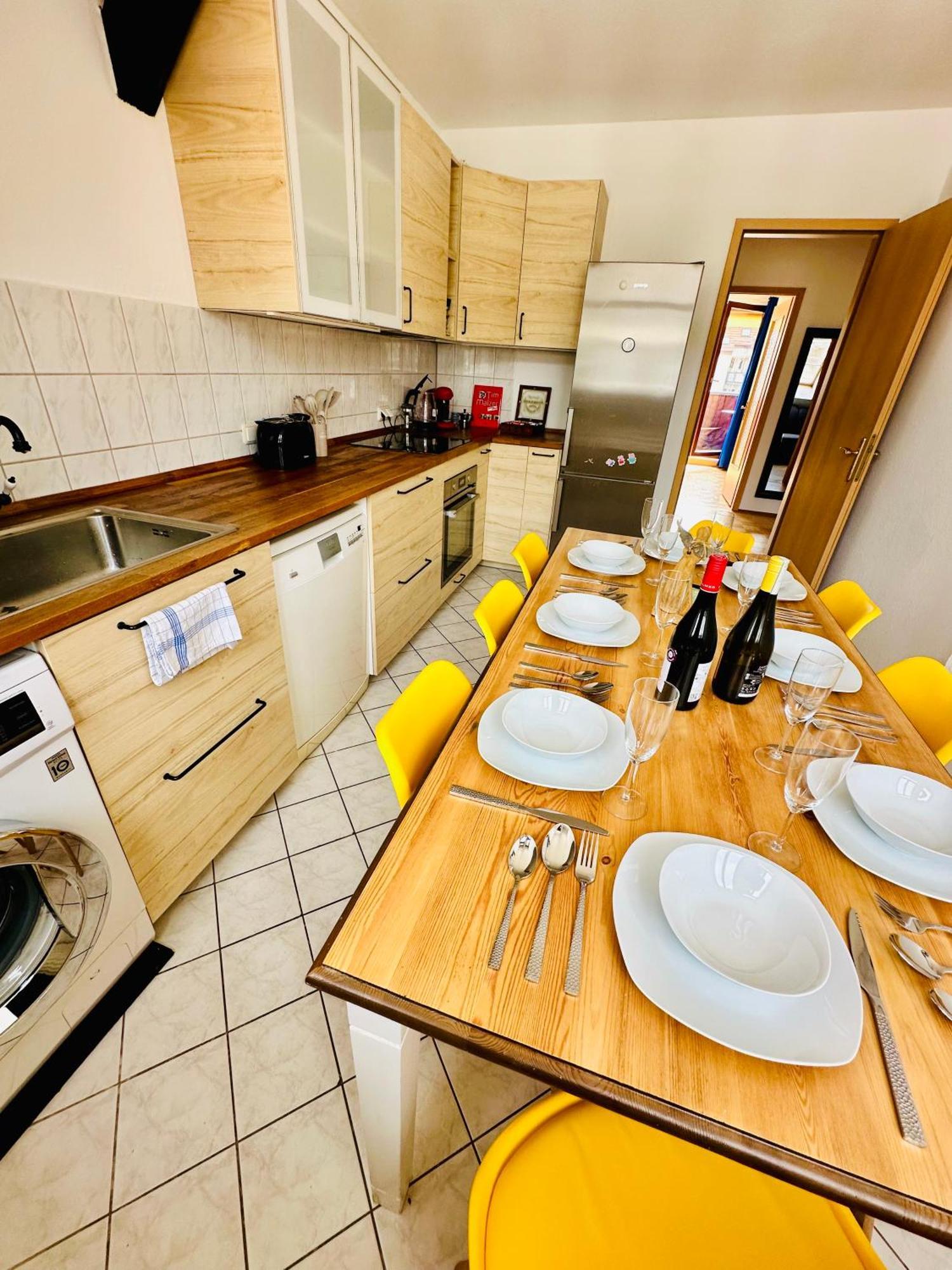 Massive Karli Loft - Over 130 Meters Floor Space - Home Theater Room - 4 Private Sleeping Areas - Best Location In 莱比锡 外观 照片